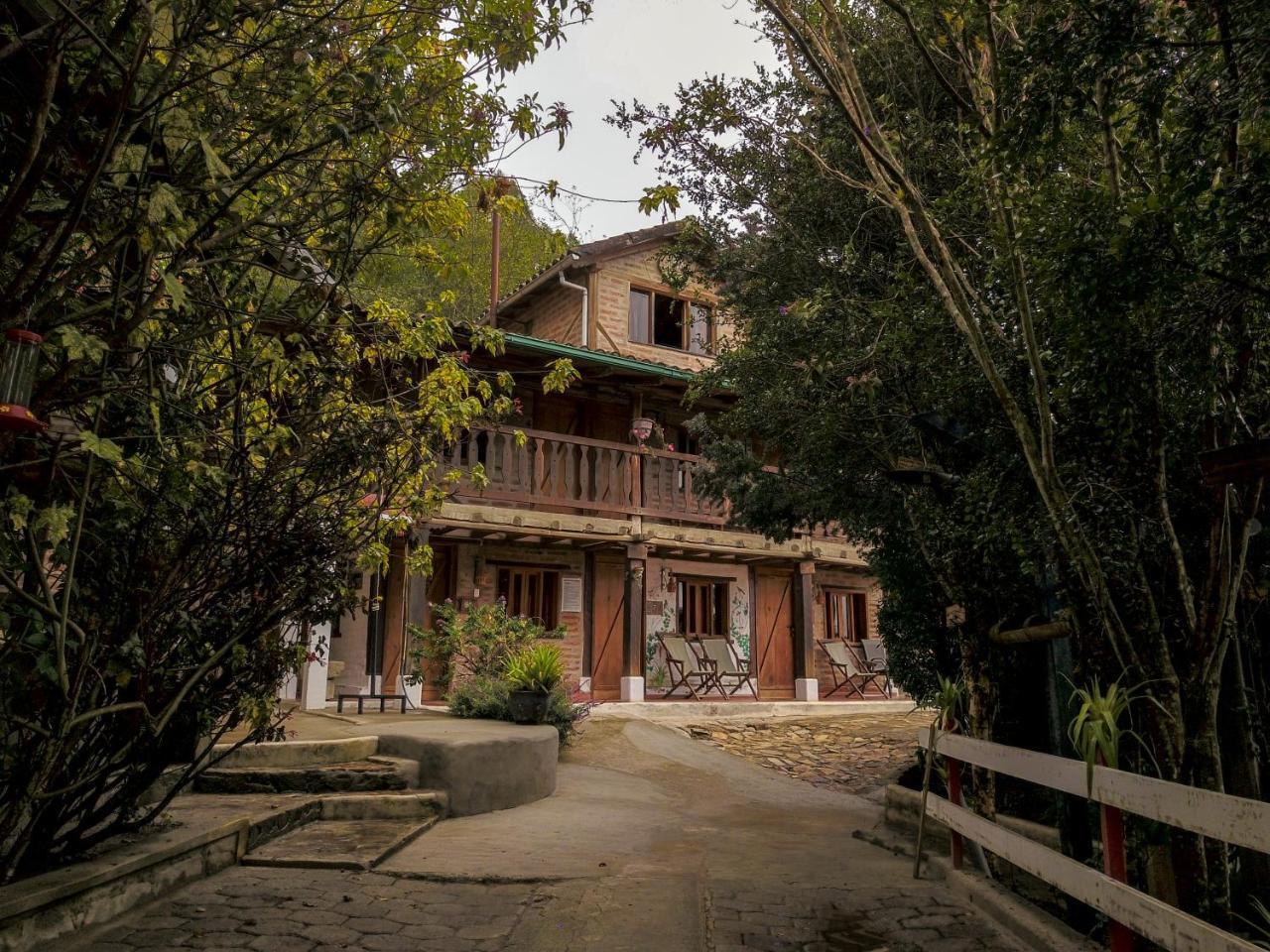 Hostal Mama Hilda Chugchilán 外观 照片